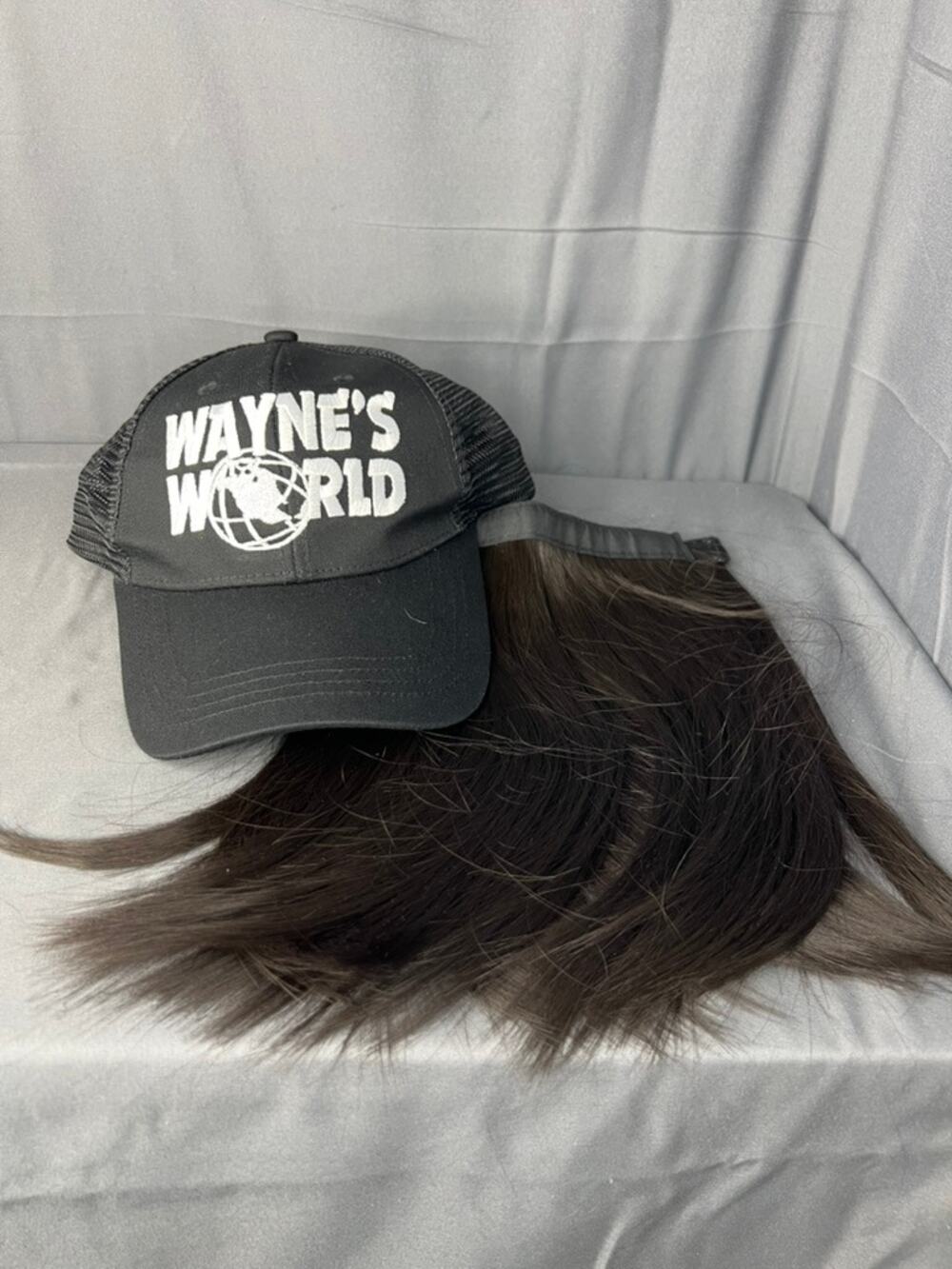 Waynes World Baseball Hat with Hair Costume NIP